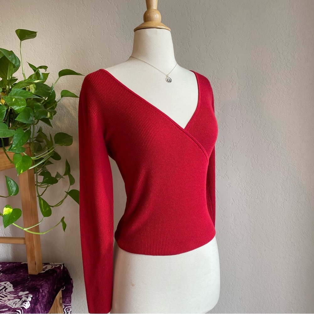 Leith Red Ribbed V neck long sleeve wrap top - Picture 2 of 14